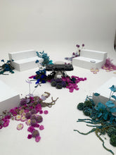 Laden Sie das Bild in den Galerie-Viewer, Flower Masterclass                                        Raum Installation